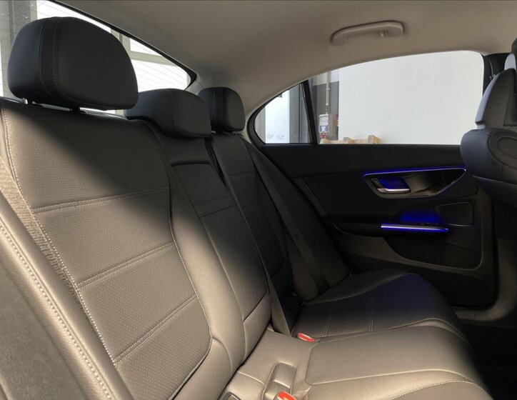 Mercedes-Benz Třídy C Sedan 1,5 l 150 kw