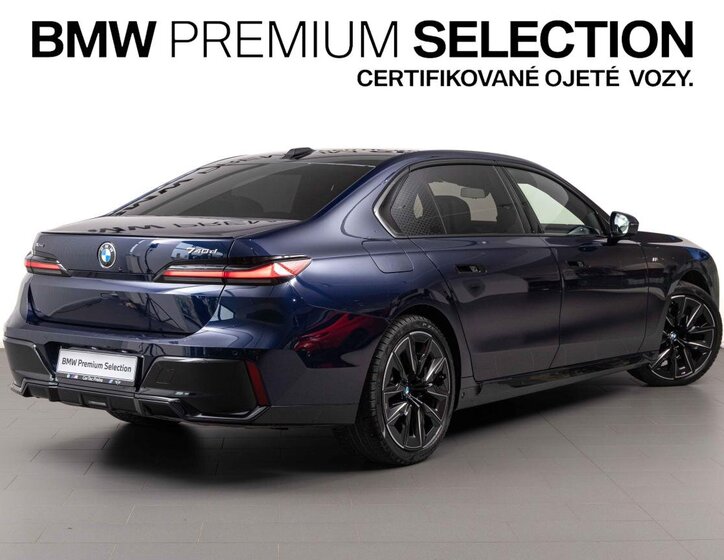 BMW Řada 7 Sedan / Limuzína 3,0 l 220 kw