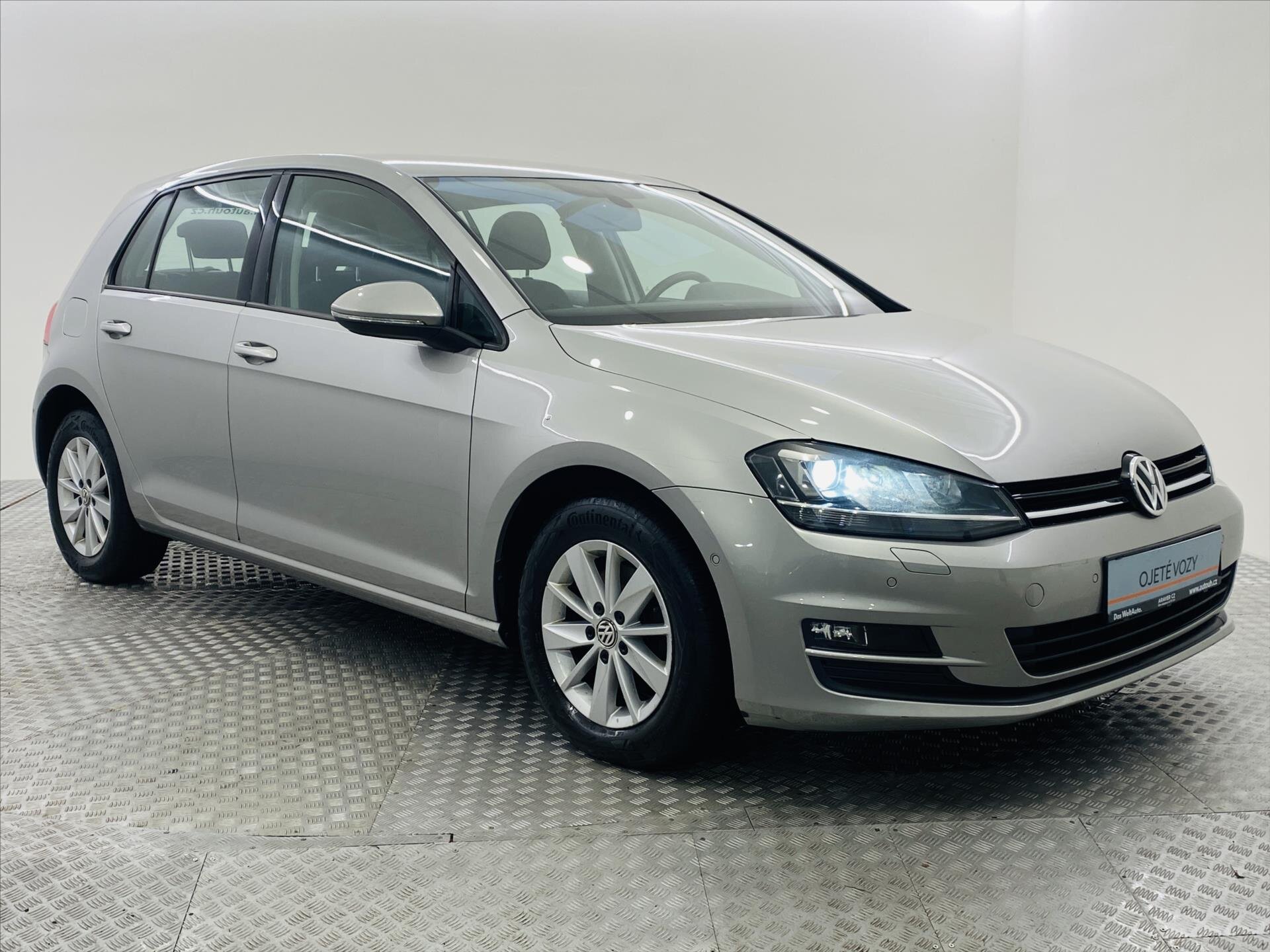 Volkswagen Golf Hatchback 1,6 l 77 kw