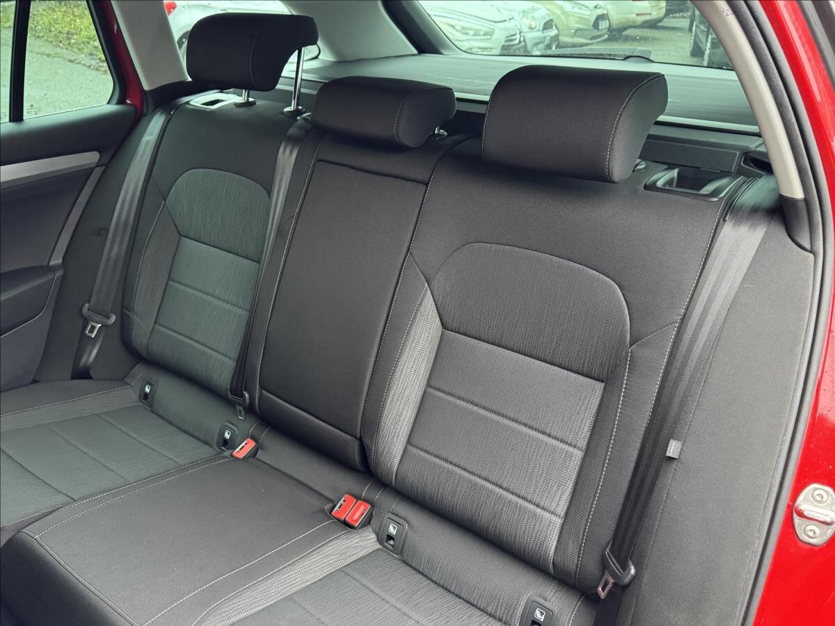 Škoda Superb Kombi 2,0 l 110 kw