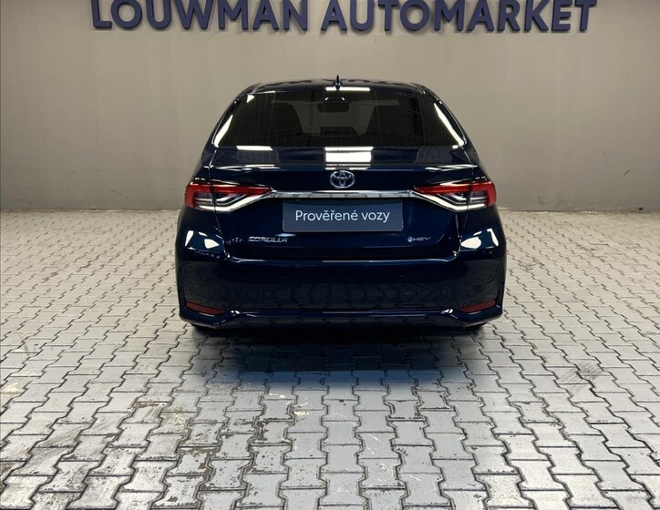 Toyota Corolla Sedan 1,8 l 72 kw