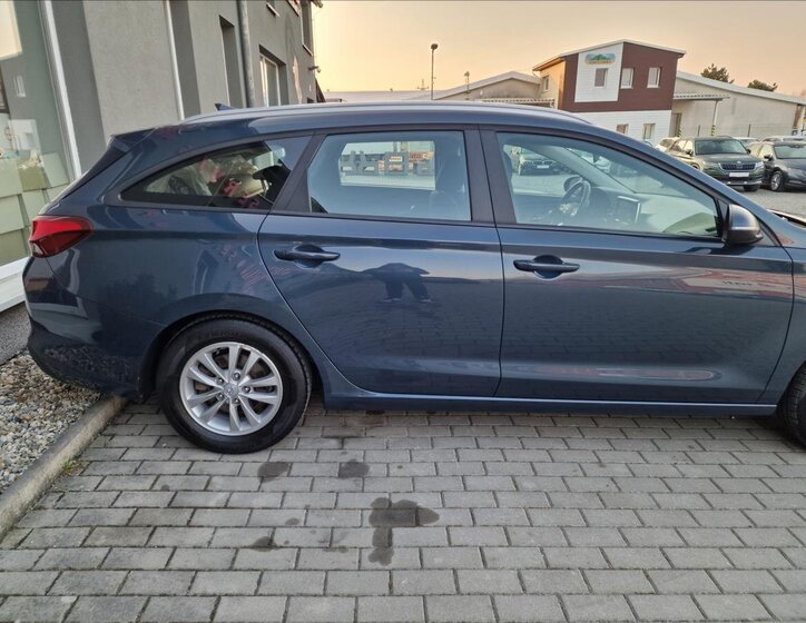 Hyundai i30 Kombi 1,6 l 85 kw