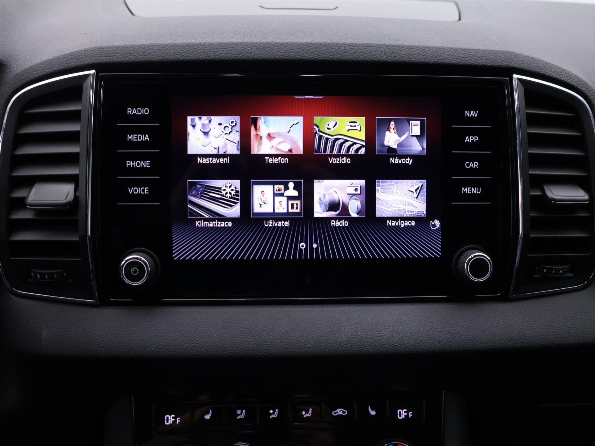 Škoda Karoq SUV / Terénní 2,0 l 110 kw