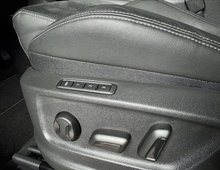 Škoda Karoq SUV 2,0 l 110 kw