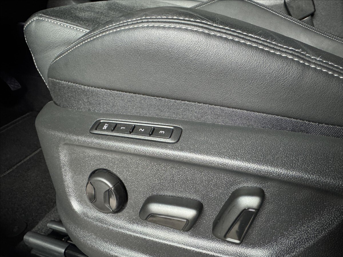 Škoda Karoq SUV 2,0 l 110 kw