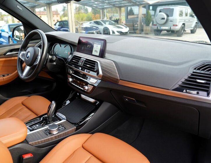 BMW X3 SUV / Terénní 3,0 l 195 kw