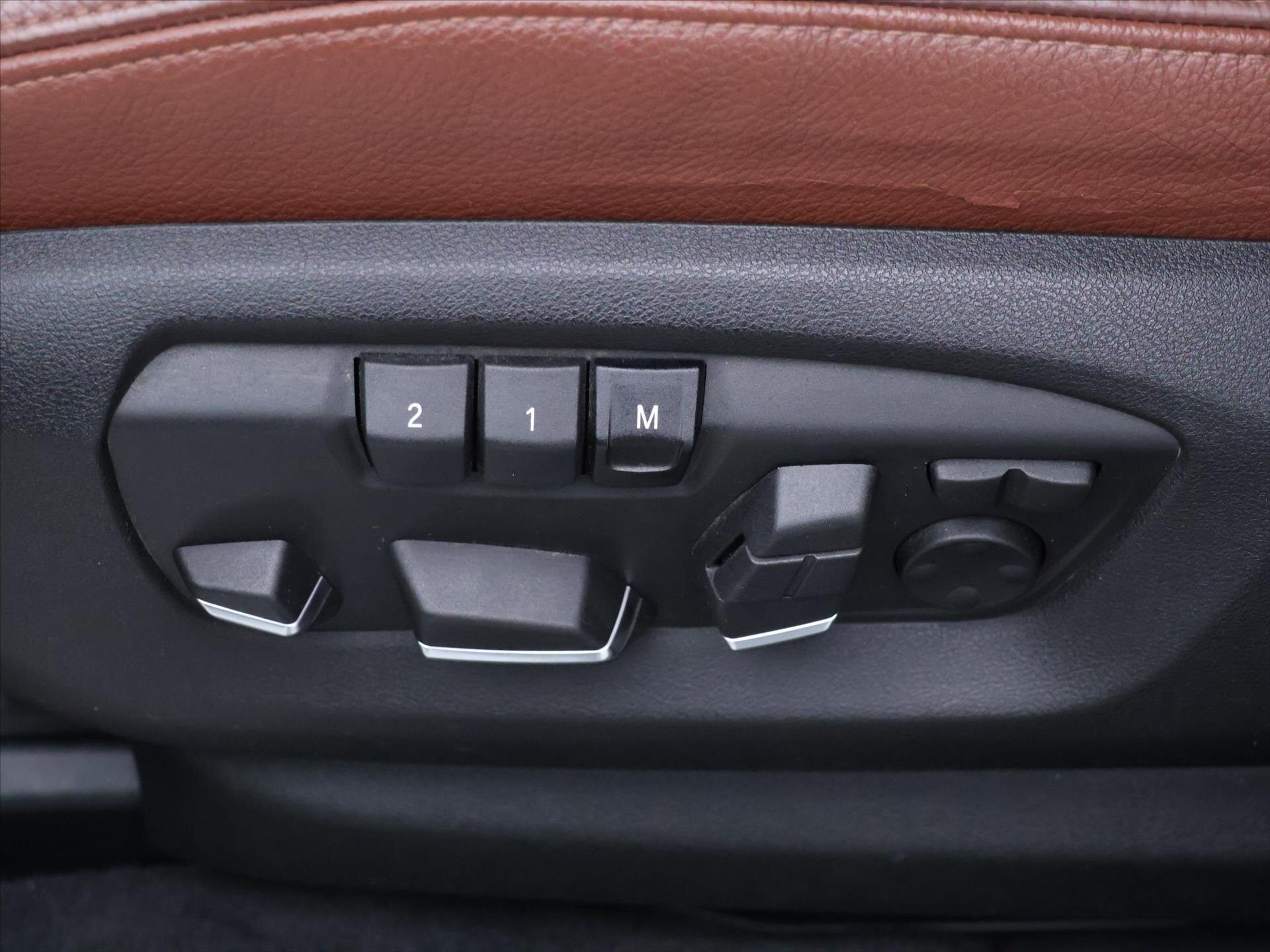 BMW X5 SUV 3,0 l 230 kw