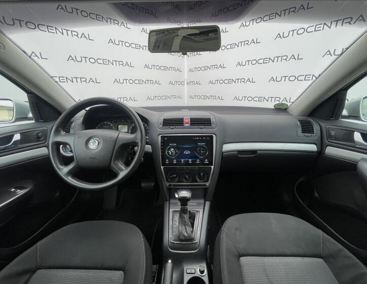 Škoda Octavia 16