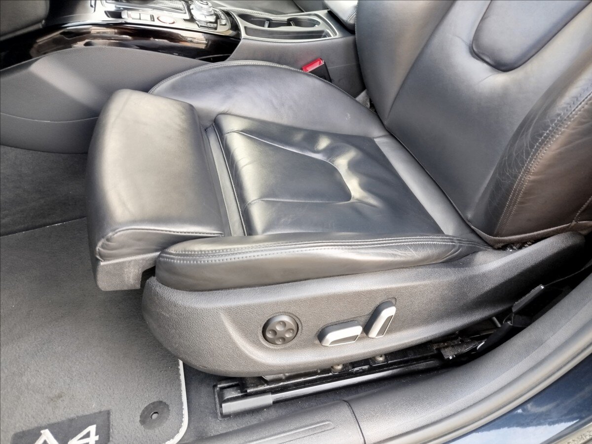 Audi A4 Kombi 2,0 l 140 kw