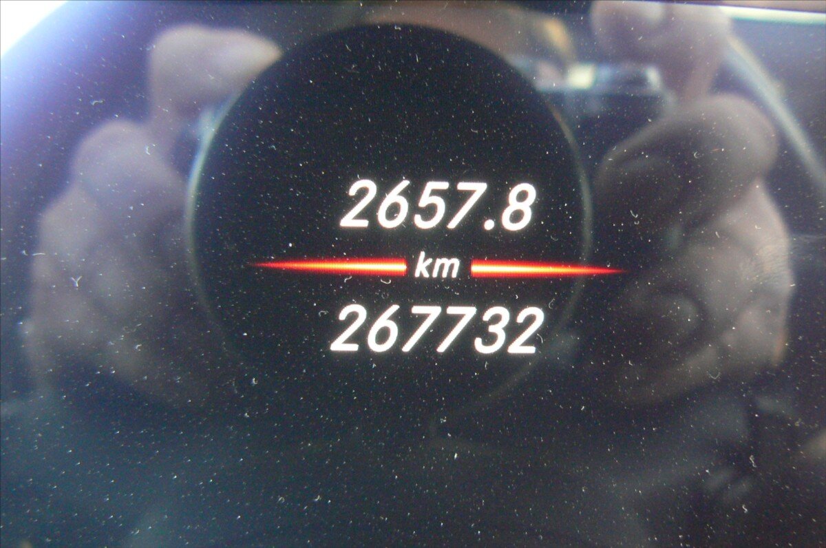 Mercedes-Benz Třídy E Kombi 2,0 l 143 kw