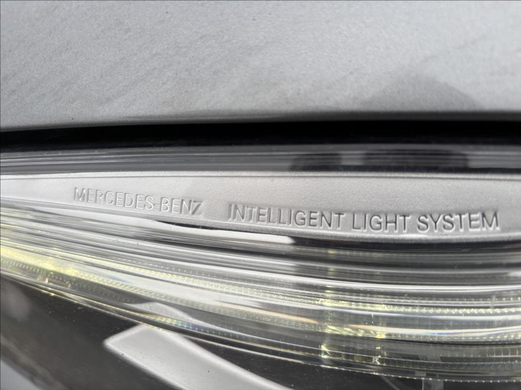 Mercedes-Benz Třídy M SUV / Terénní 3,0 l 190 kw