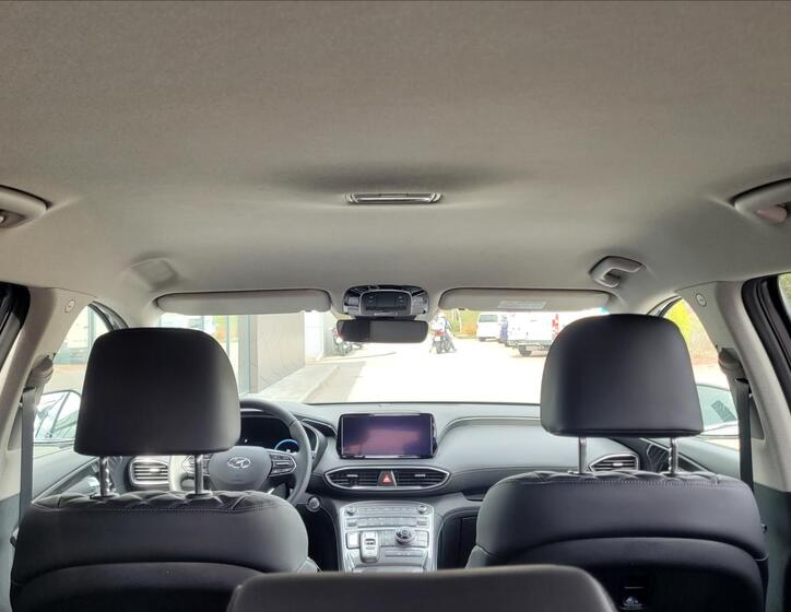 Hyundai Santa Fe SUV 1,6 l 195 kw