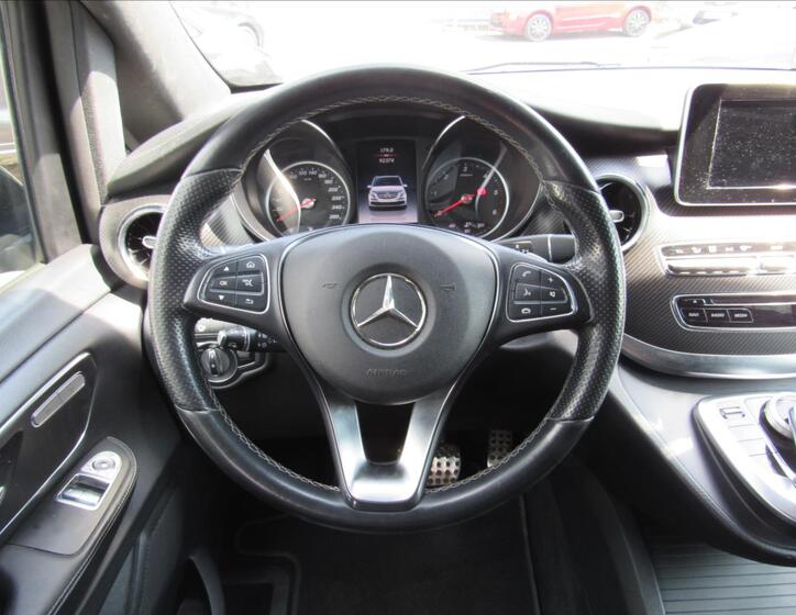 Mercedes-Benz Třídy V 12