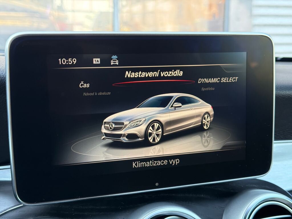 Mercedes-Benz Třídy C Kupé 2,1 l 150 kw