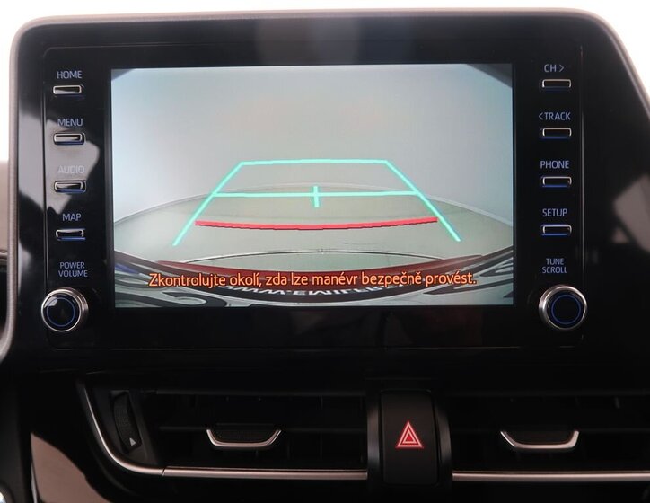 Toyota C-HR SUV / Terénní 1,8 l 72 kw