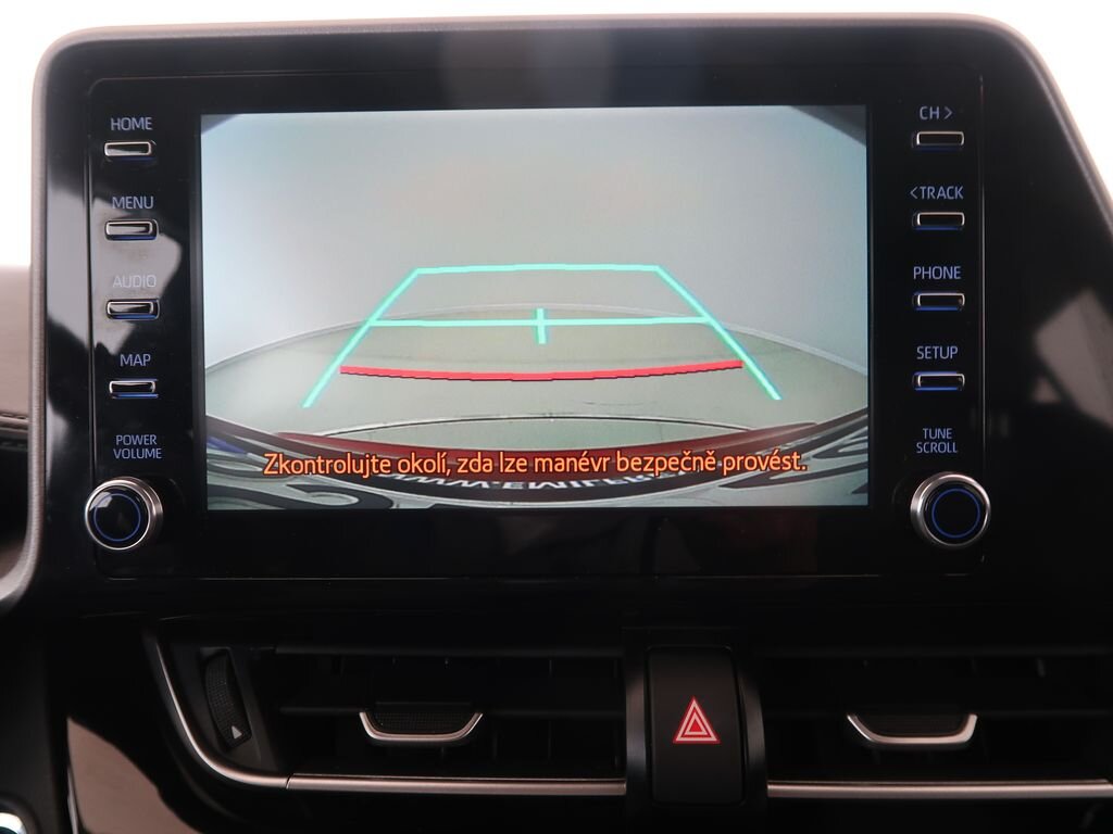 Toyota C-HR SUV / Terénní 1,8 l 72 kw