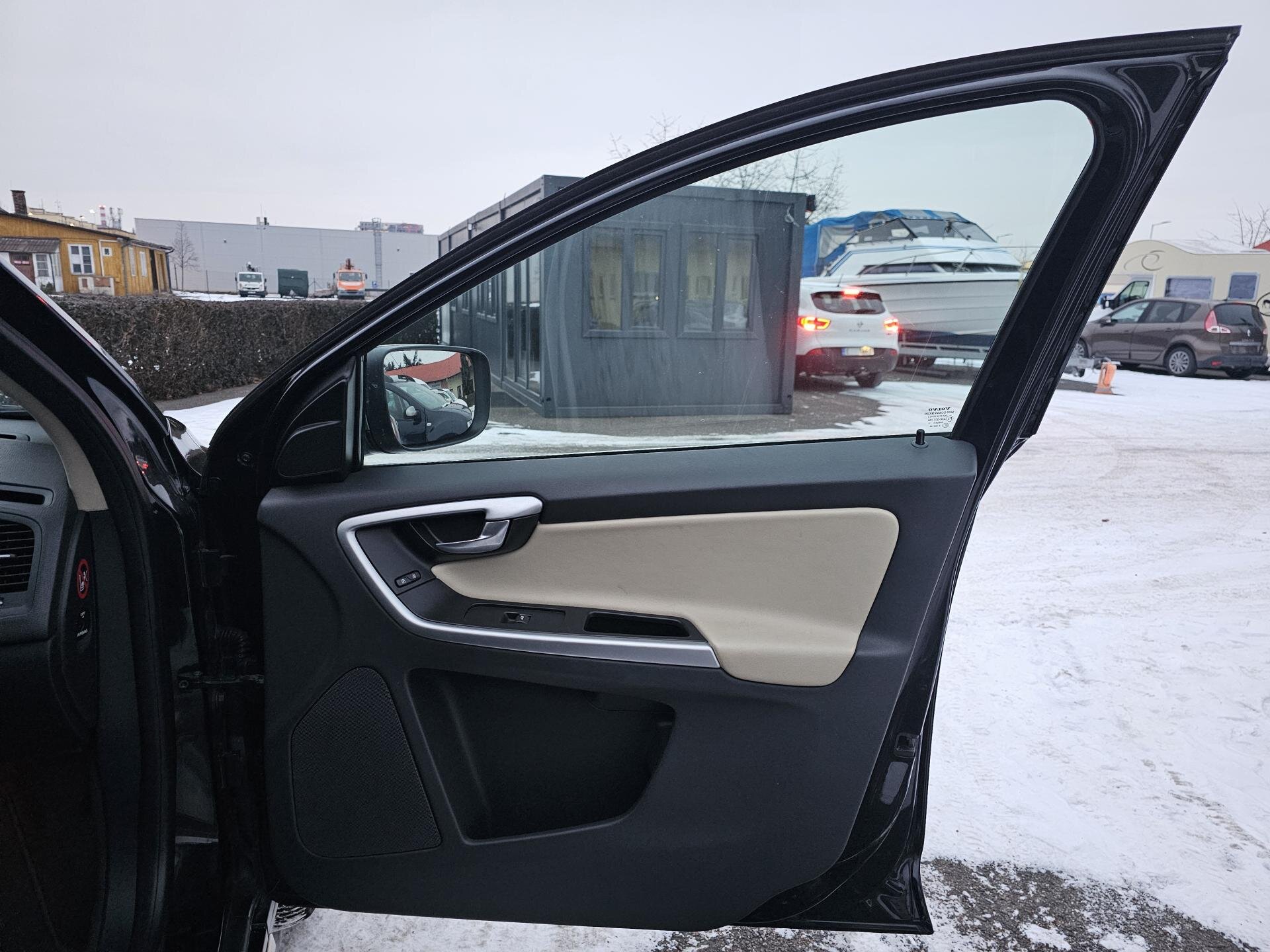 Volvo XC60 SUV 3,0 l 224 kw