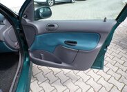 Peugeot 206 23