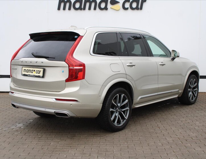 Volvo XC90 2