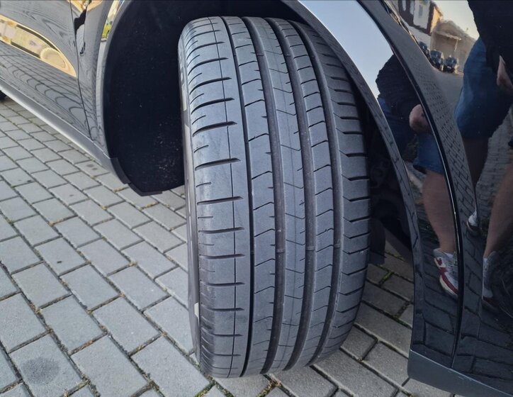 Porsche Cayenne SUV 3,0 l 250 kw