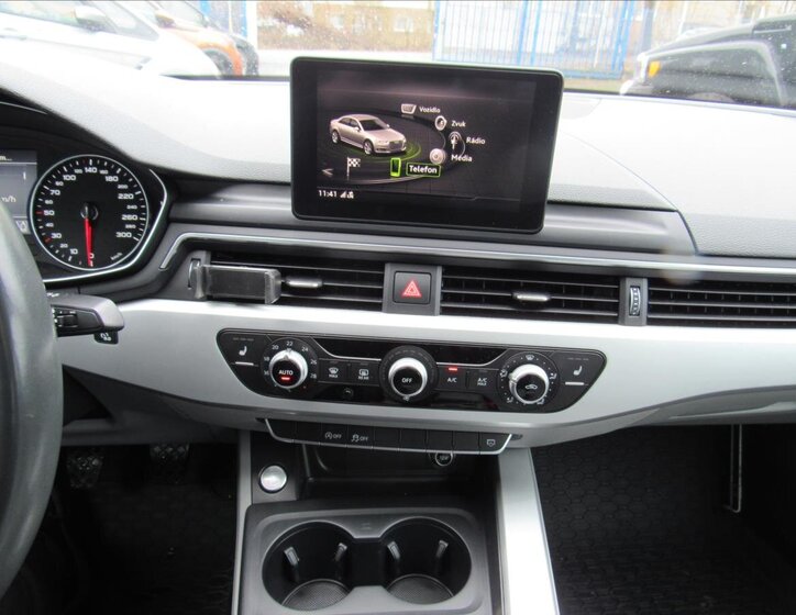 Audi A4 Sedan 2,0 l 110 kw