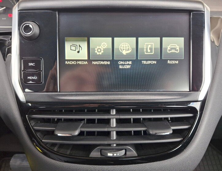 Peugeot 208 Hatchback 1,2 l 60 kw