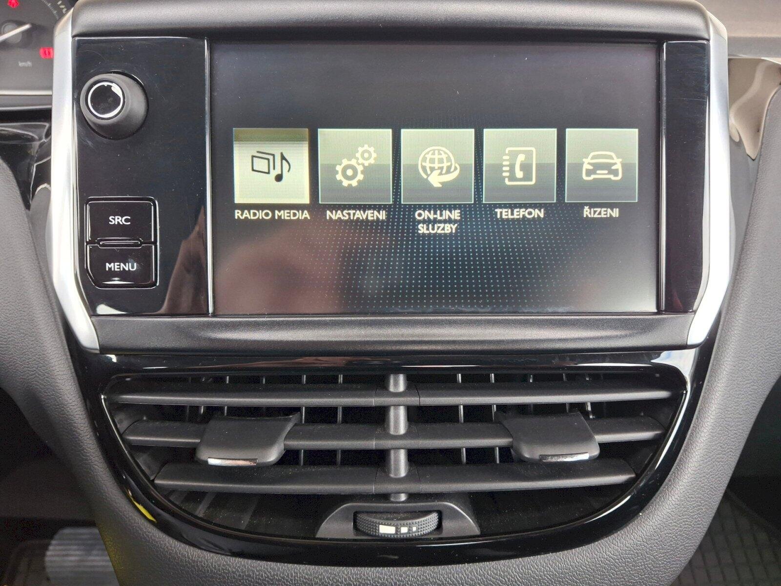 Peugeot 208 Hatchback 1,2 l 60 kw