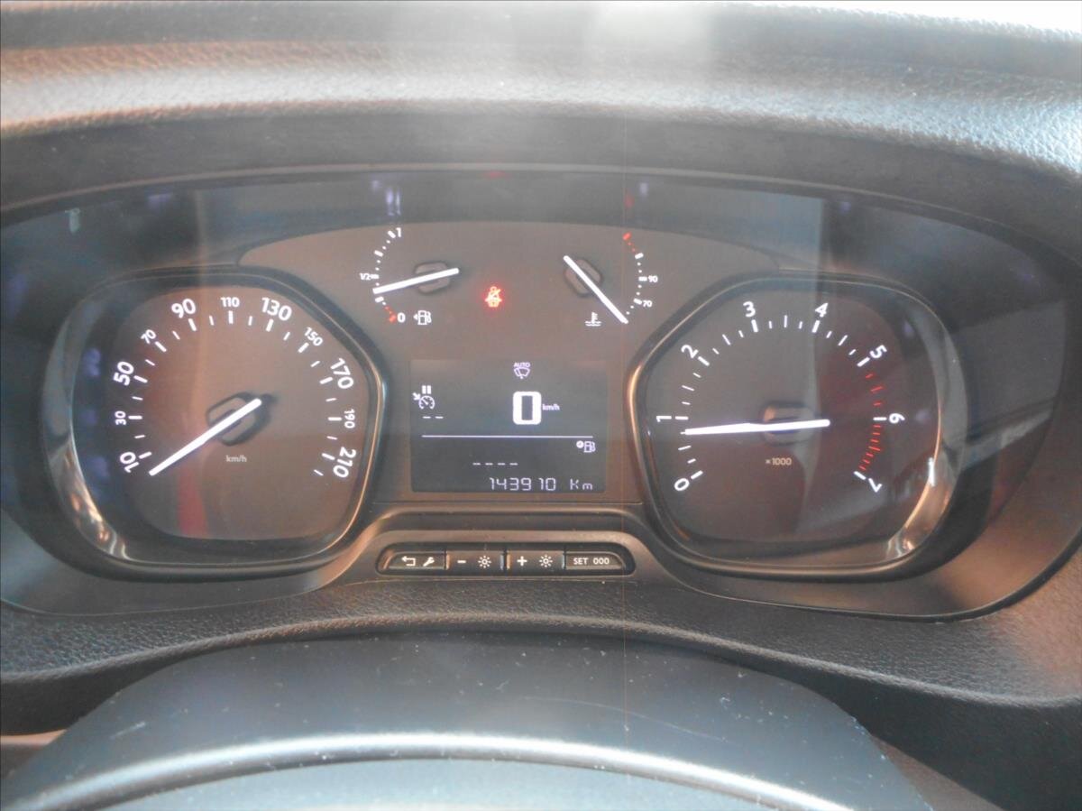 Opel Vivaro Ostatní 2,0 l 106 kw