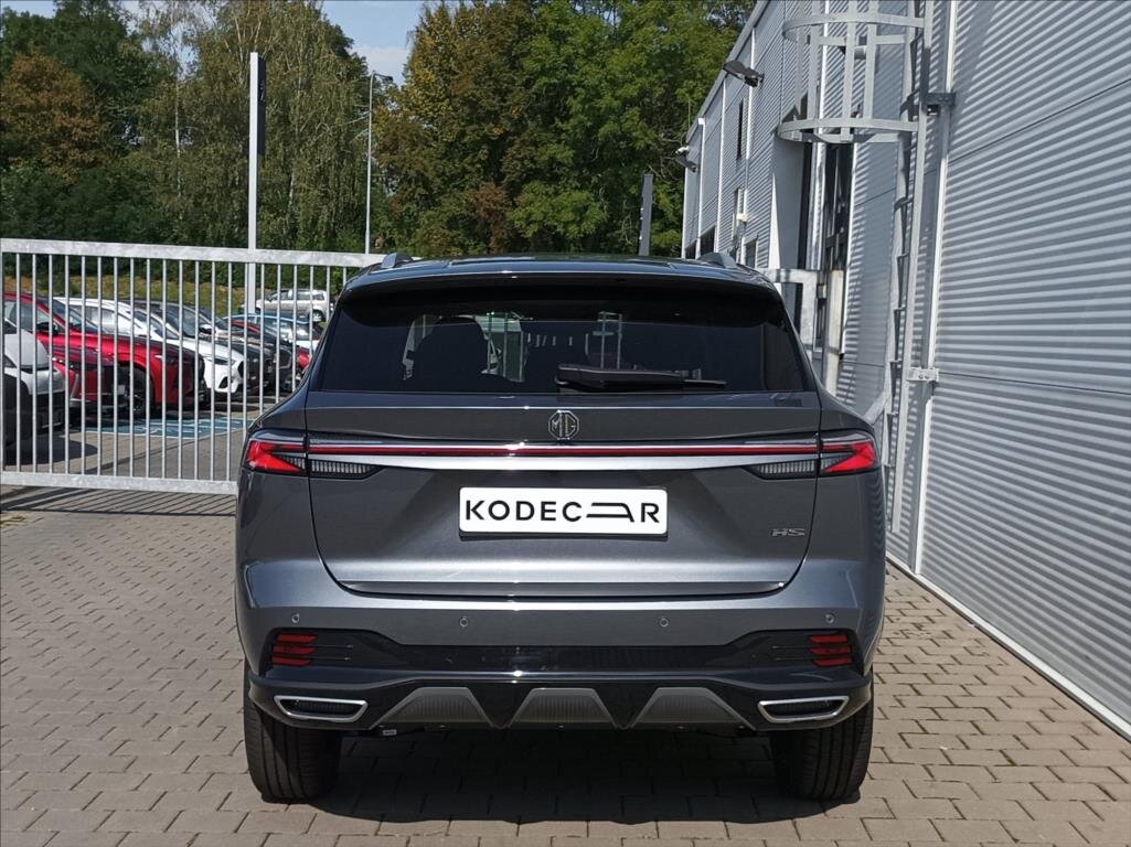 MG HS SUV / Terénní 1,5 l 125 kw