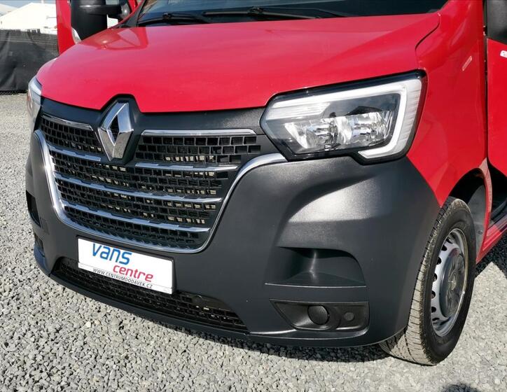 Renault Master 18