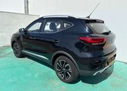 MG ZS 4