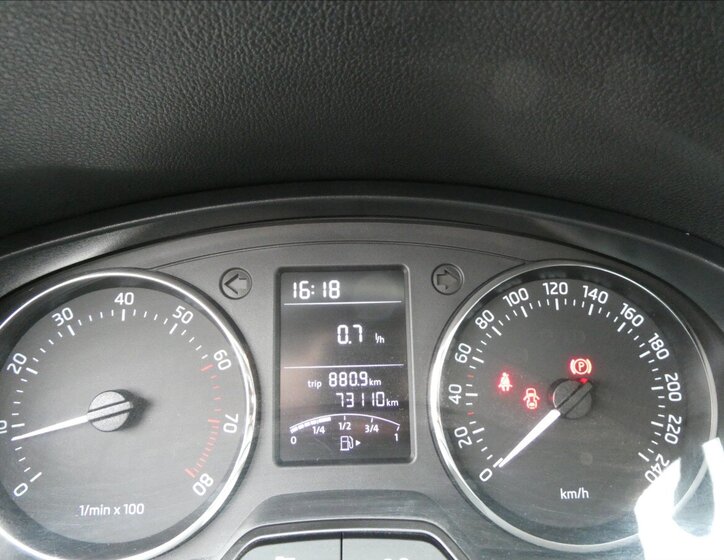 Škoda Rapid Sedan / Limuzína 1,2 l 77 kw