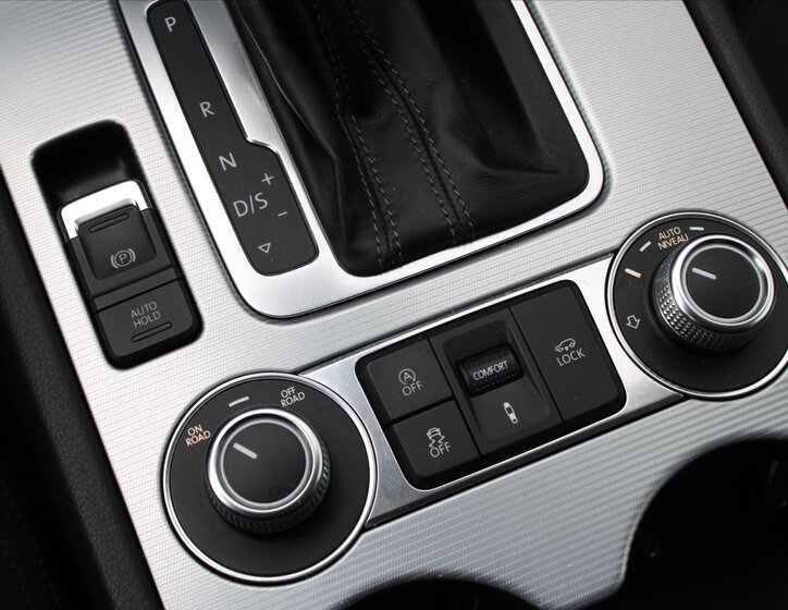 Volkswagen Touareg SUV 3,0 l 193 kw