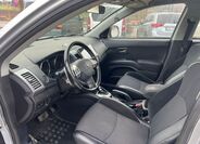 Citroën C-Crosser 4