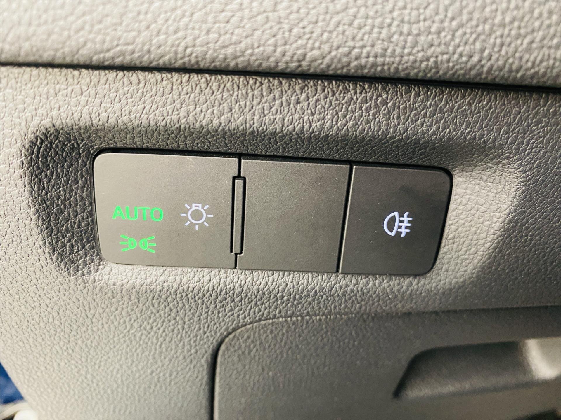 Škoda Octavia Kombi 2,0 l 85 kw