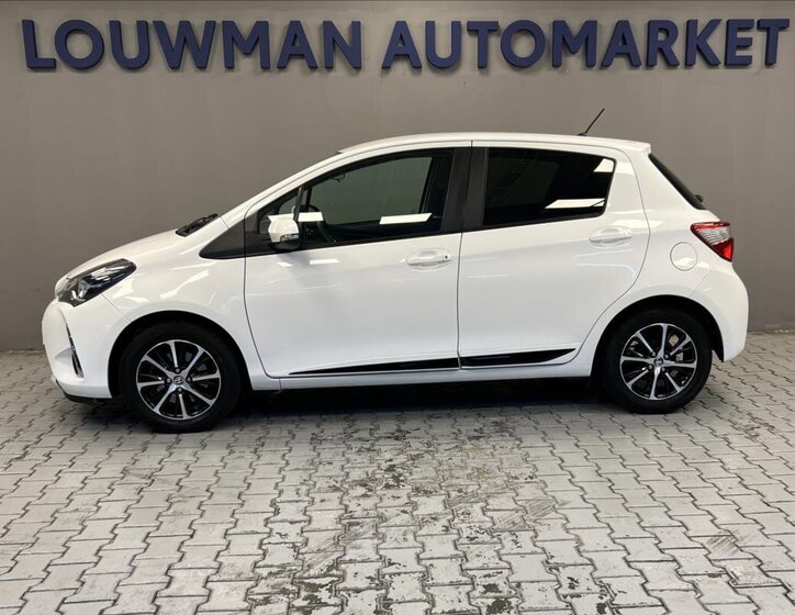 Toyota Yaris Kombi 1,5 l 82 kw