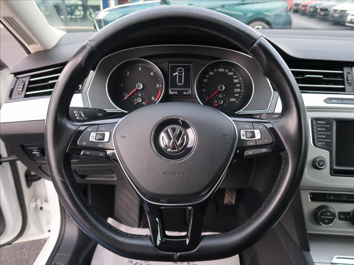 Volkswagen Passat Kombi 2,0 l 110 kw