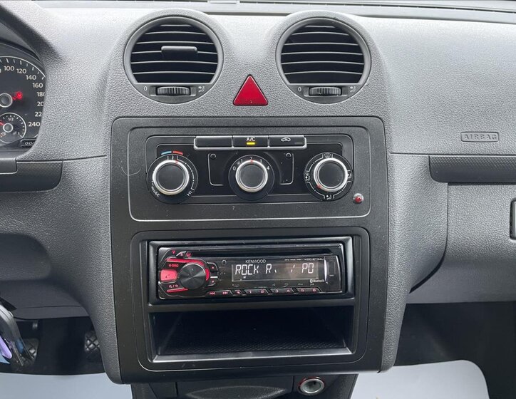 Volkswagen Caddy Skříň 2,0 l 81 kw