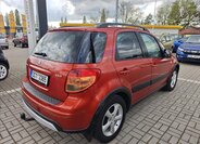 Suzuki SX4 Hatchback 1,5 l 73 kw