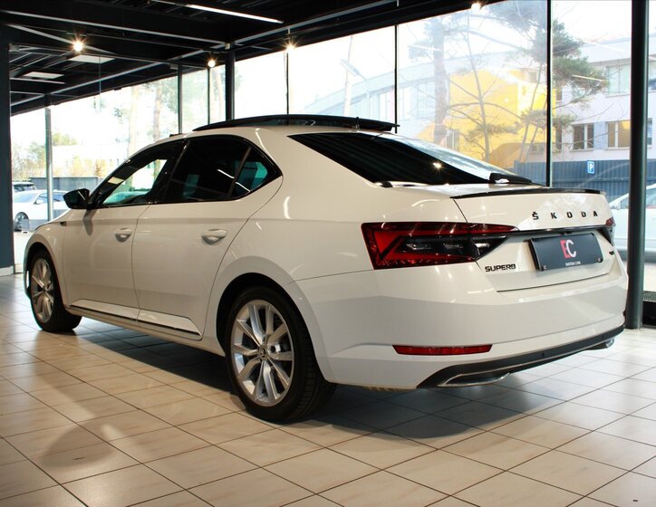 Škoda Superb 4