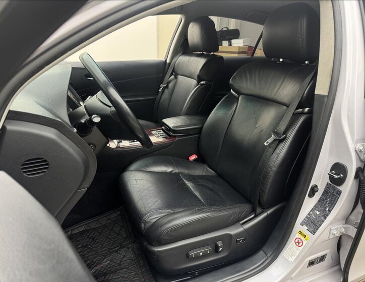 Lexus GS 300 Sedan / Limuzína 3,0 l 183 kw