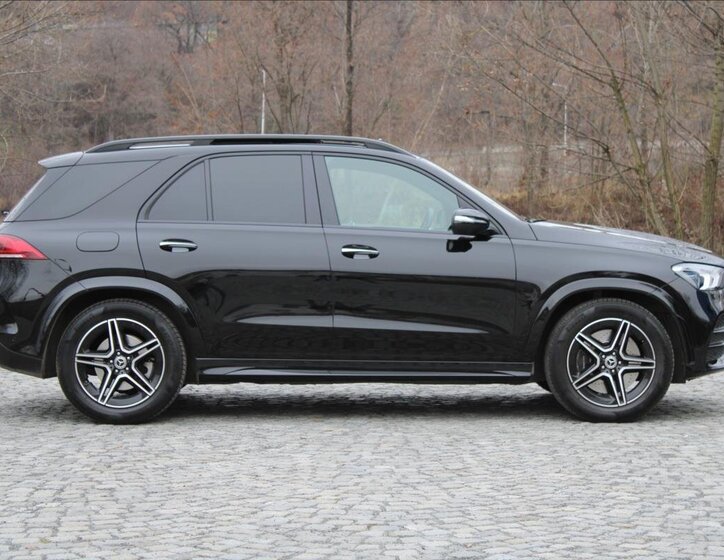 Mercedes-Benz GLE 7