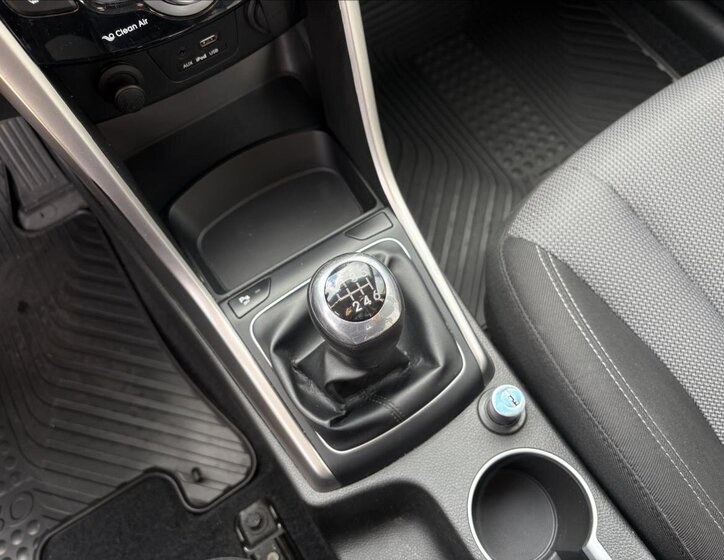 Hyundai i30 Kombi 1,6 l 81 kw