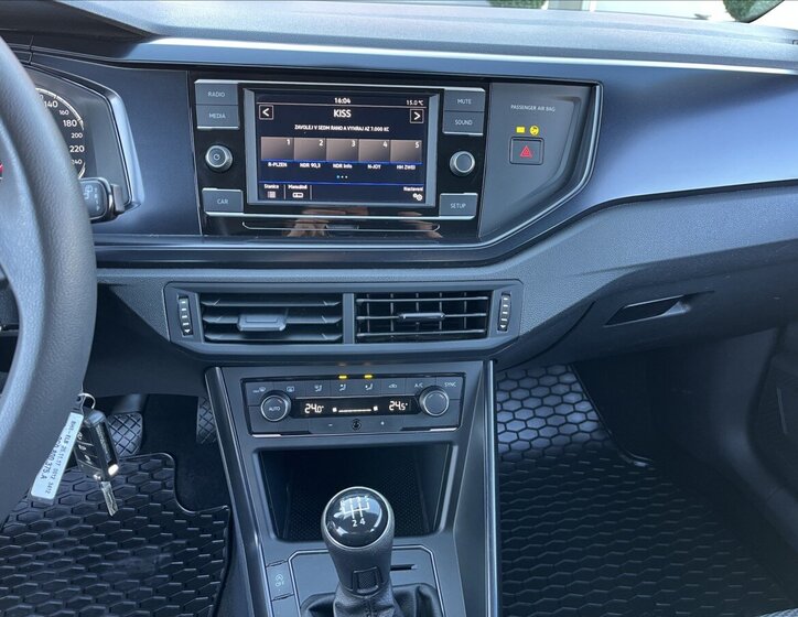 Volkswagen Polo Hatchback 999,0 48 kw