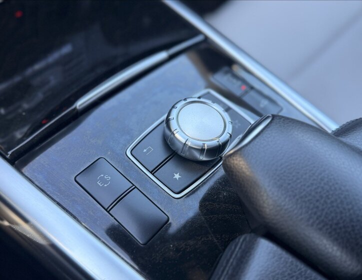 Mercedes-Benz Třídy E Kombi 2,1 l 150 kw