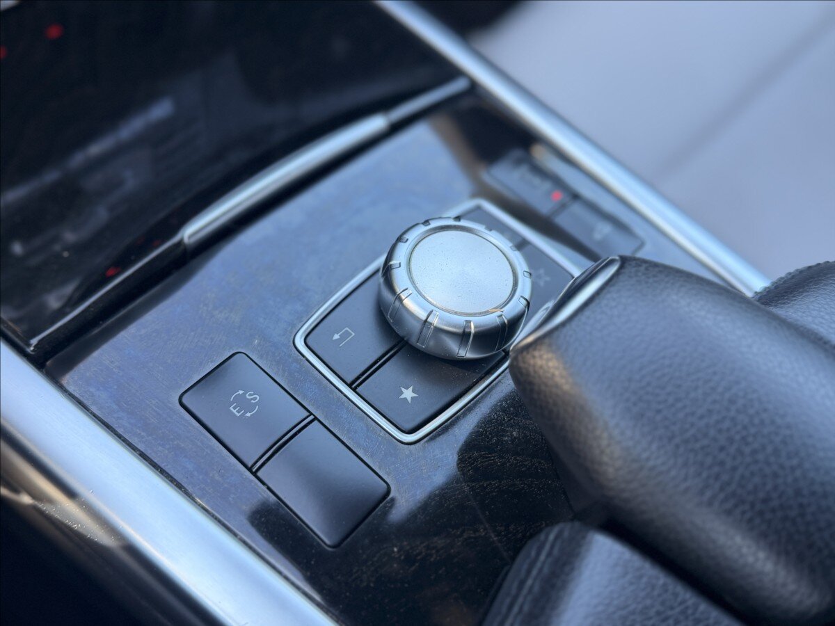 Mercedes-Benz Třídy E Kombi 2,1 l 150 kw