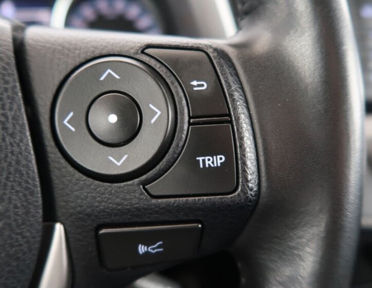 Toyota RAV4 SUV / Terénní 2,5 l 114 kw