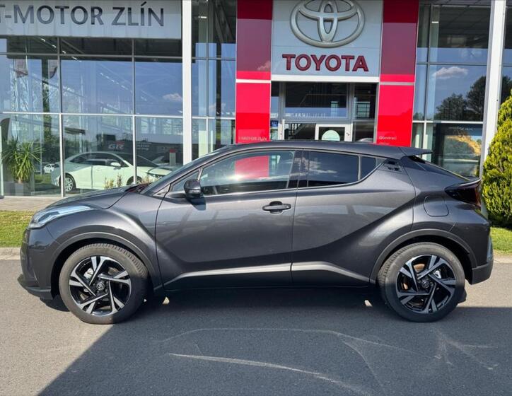 Toyota C-HR 5
