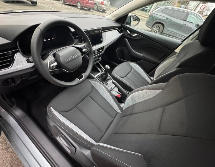 Škoda Scala Hatchback 1,5 l 110 kw