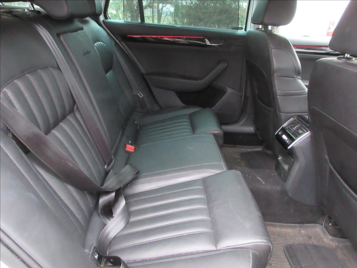 Škoda Superb Kombi 2,0 l 110 kw